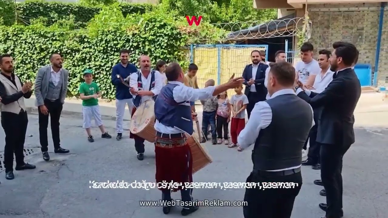 YASEMEN TÜRKÜSÜ - SİNOP DAVUL ZURNA EŞLİĞİNDE DÜĞÜN - DAVULCU ÇAKIR