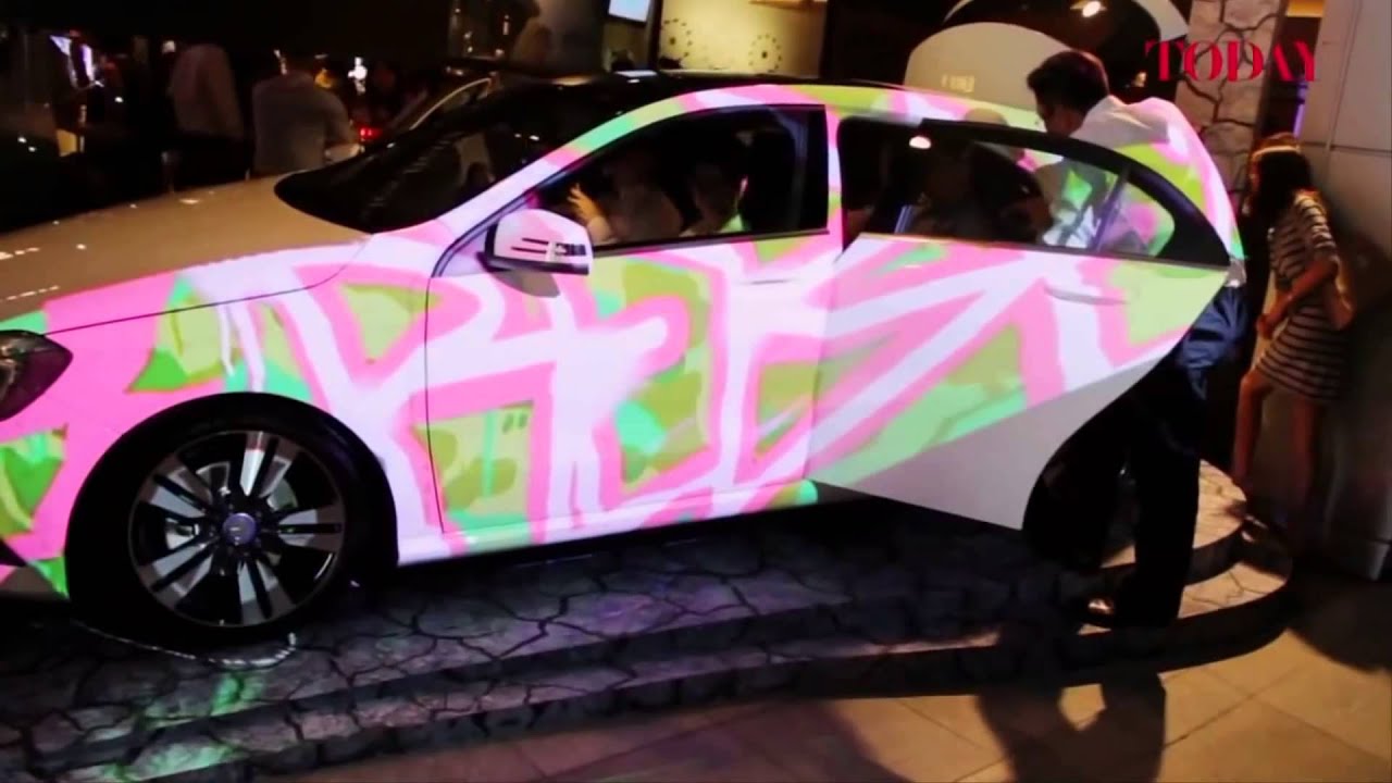 Digital & Virtual Graffiti Wall
