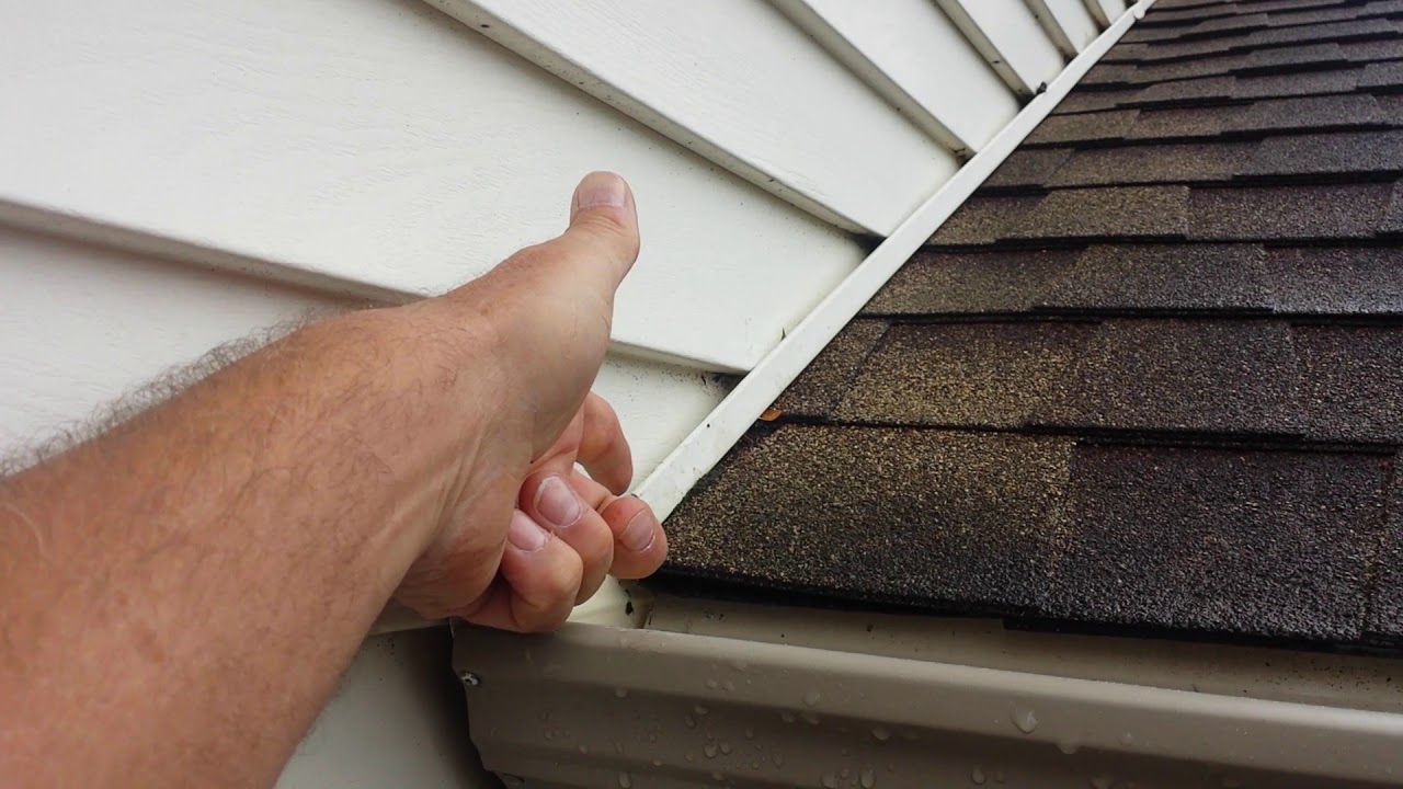 Bad wall flashing