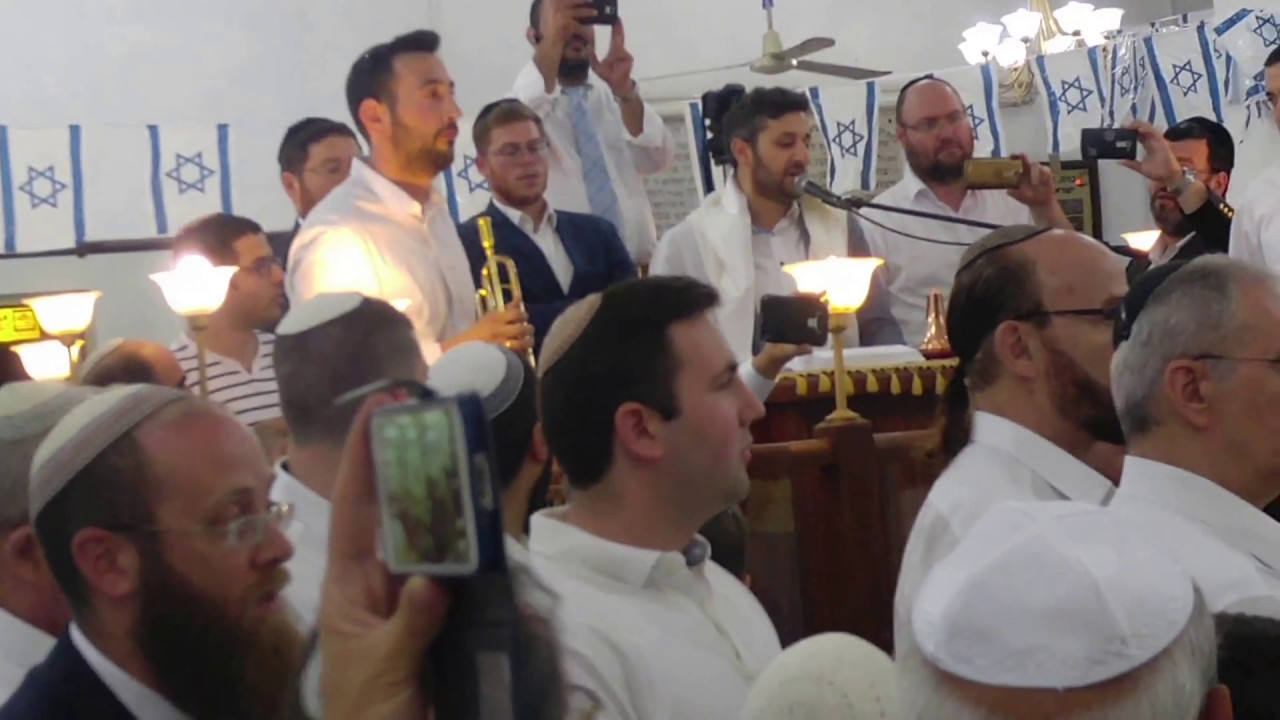 רפי ביטון וקולות מן השמיים - הלל - יום העצמאות התשעז -תפילה חגיגית