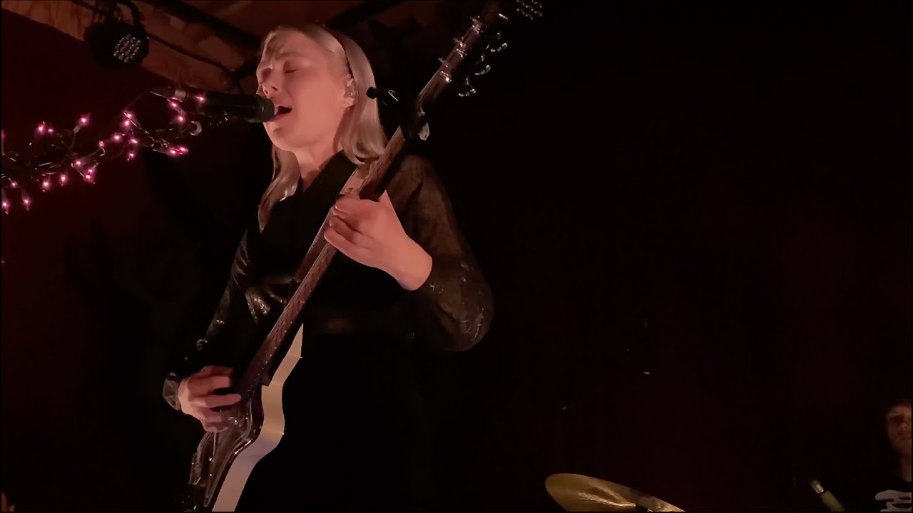 Phoebe Bridgers - Chinese Satellite (Live Debut)