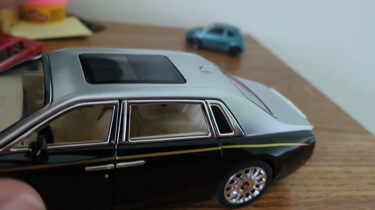 Review of 1/24 Scale Che-Zhi Models Rolls-Royce Phantom!