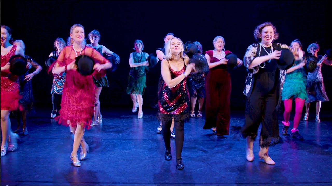 Выступление в стиле «Putting On The Ritz» от MyCharleston