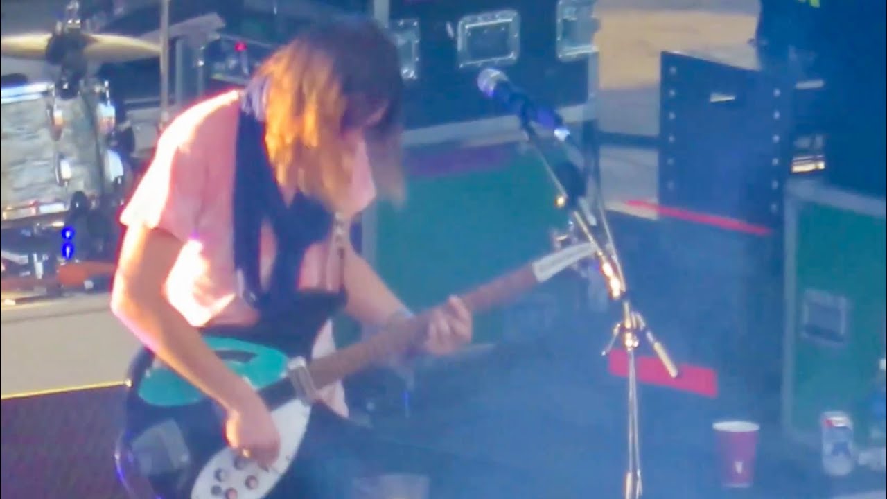 Tame Impala - Why Won't They Talk to Me (live @ Sasquatch 5-25-15)