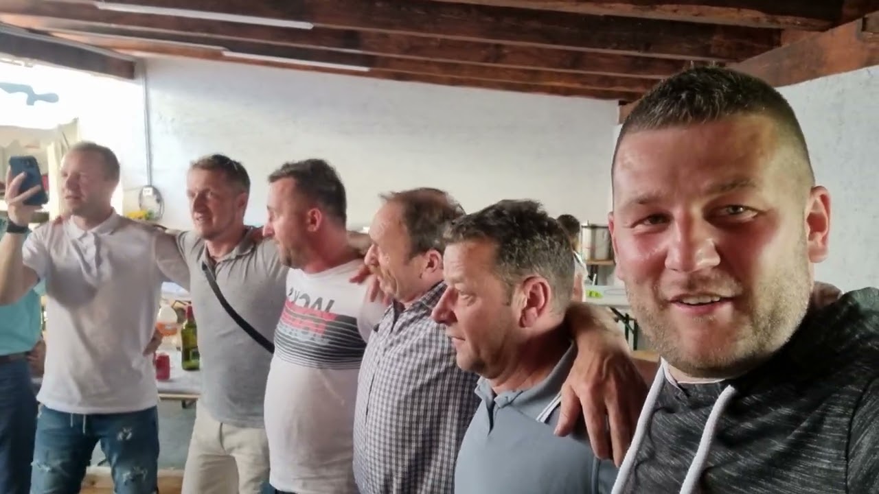 Ansambel Jarica in prijatelji- Tu smo doma ( Tine Lesjak)