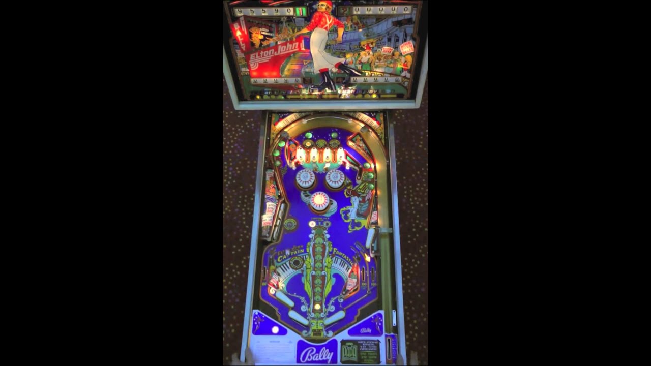 Captain Fantastic Pinball Gameplay