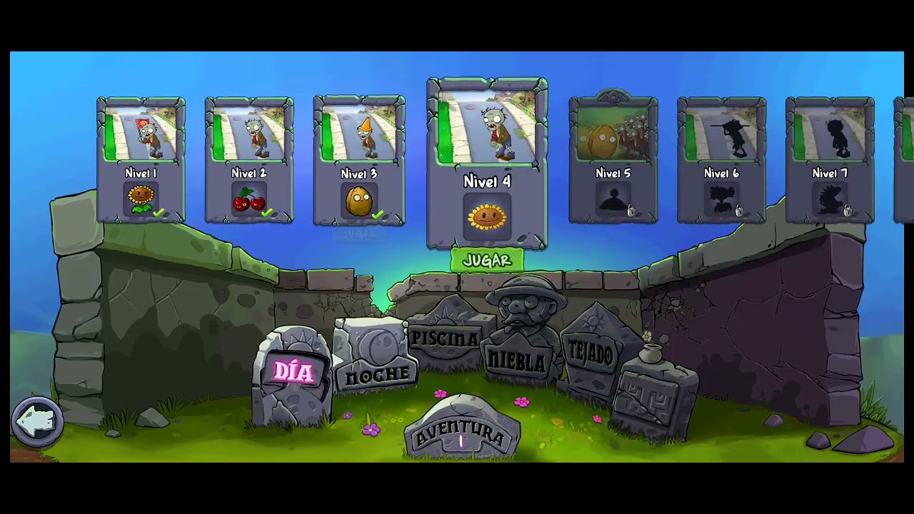 Jugando plantas vs zombies 