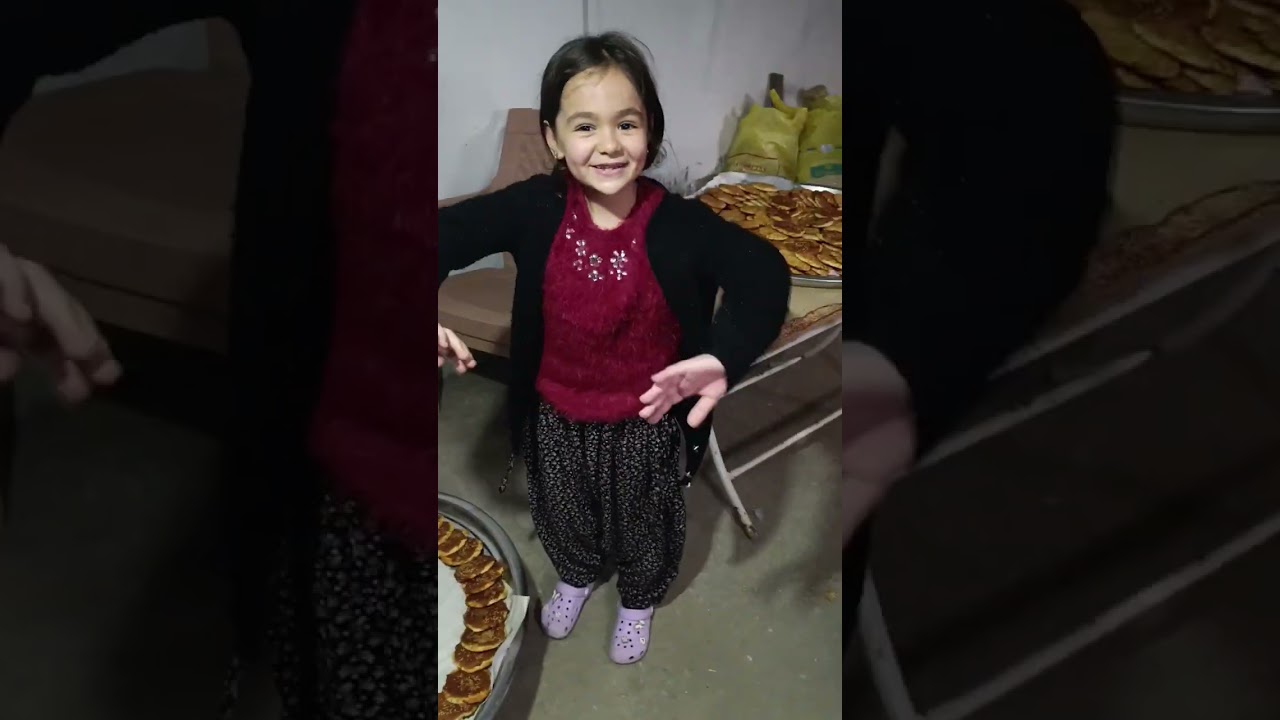 İkra ile Bayram Çöreği Yapımı 🥐 Evde Kolay ve Lezzetli Tarif (Çocuk Şef)