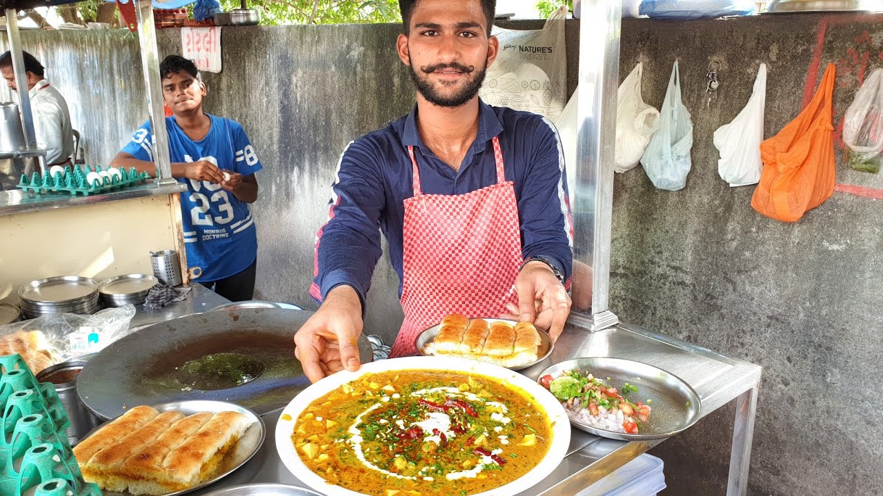 Indian Lahori Omelette Recipe || Street Food Egg Dish || Handsome Omelette Wala || Street Food India
