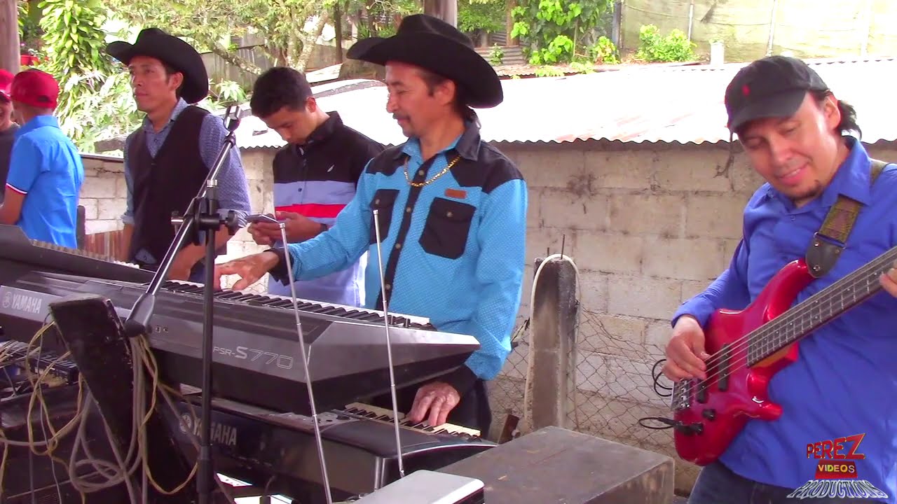 Grupo Universo En El Carrizal Santa Rosa La Rompe Corazones
