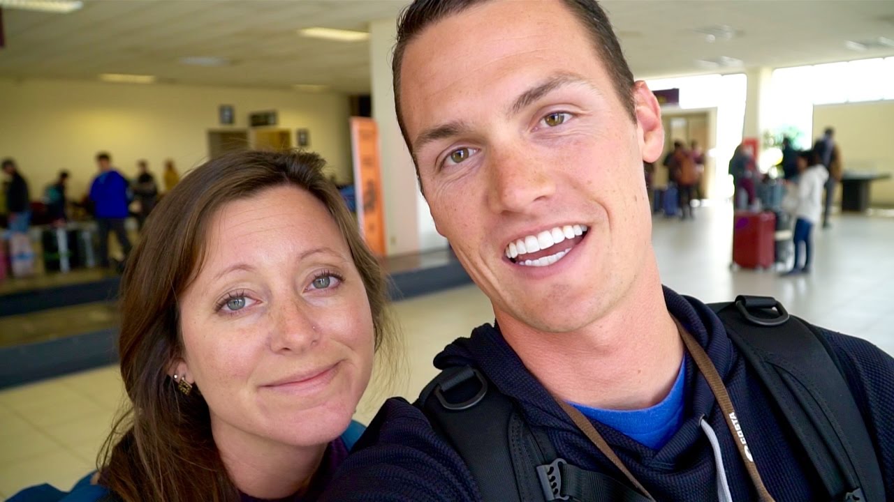 Very short Travel Day  | Uyuni to La Paz | Kara's Sick :(