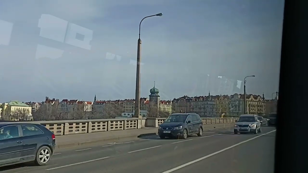 1045. 14 3 2026. Praha 5. Маршрут автобуса 176.