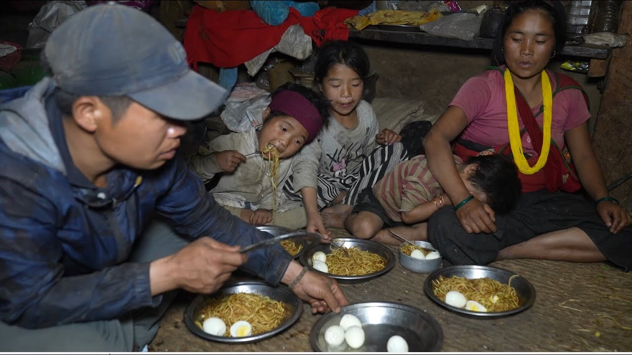 Myvillage official videos EP 1005 ||  Family cooking and eating new food