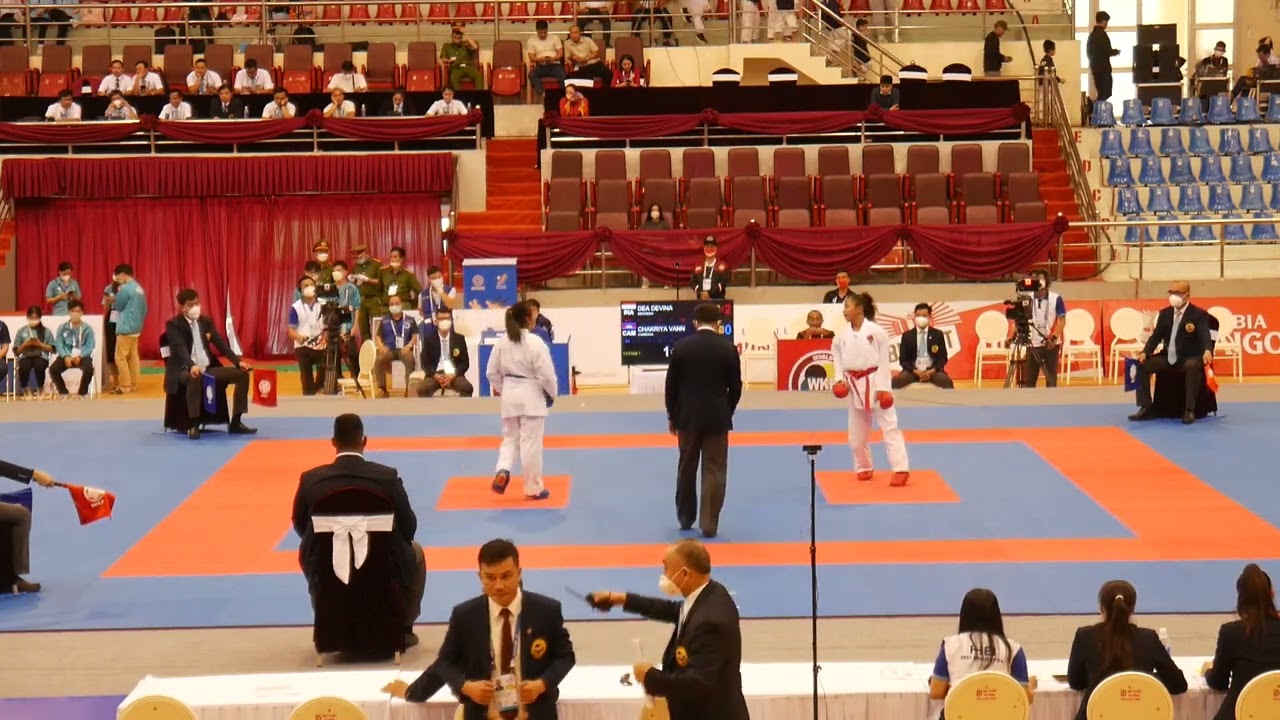 Semi Final SEA GAMES Dea Devina (INA) Vs Chakriya Vann (CAM) - Female Kumite -61 Kg