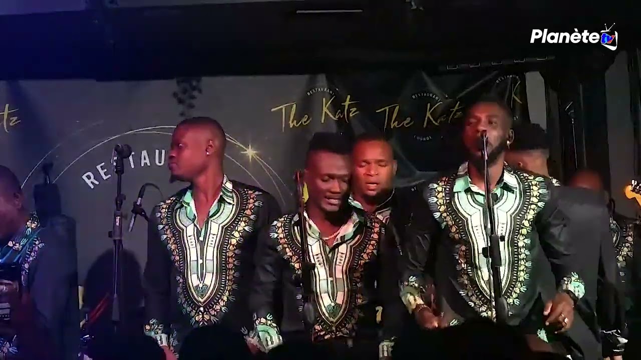 MARIANA  SEPTENTRIONAL LIVE @THE KATZ RESTAURENT MIAMI FL