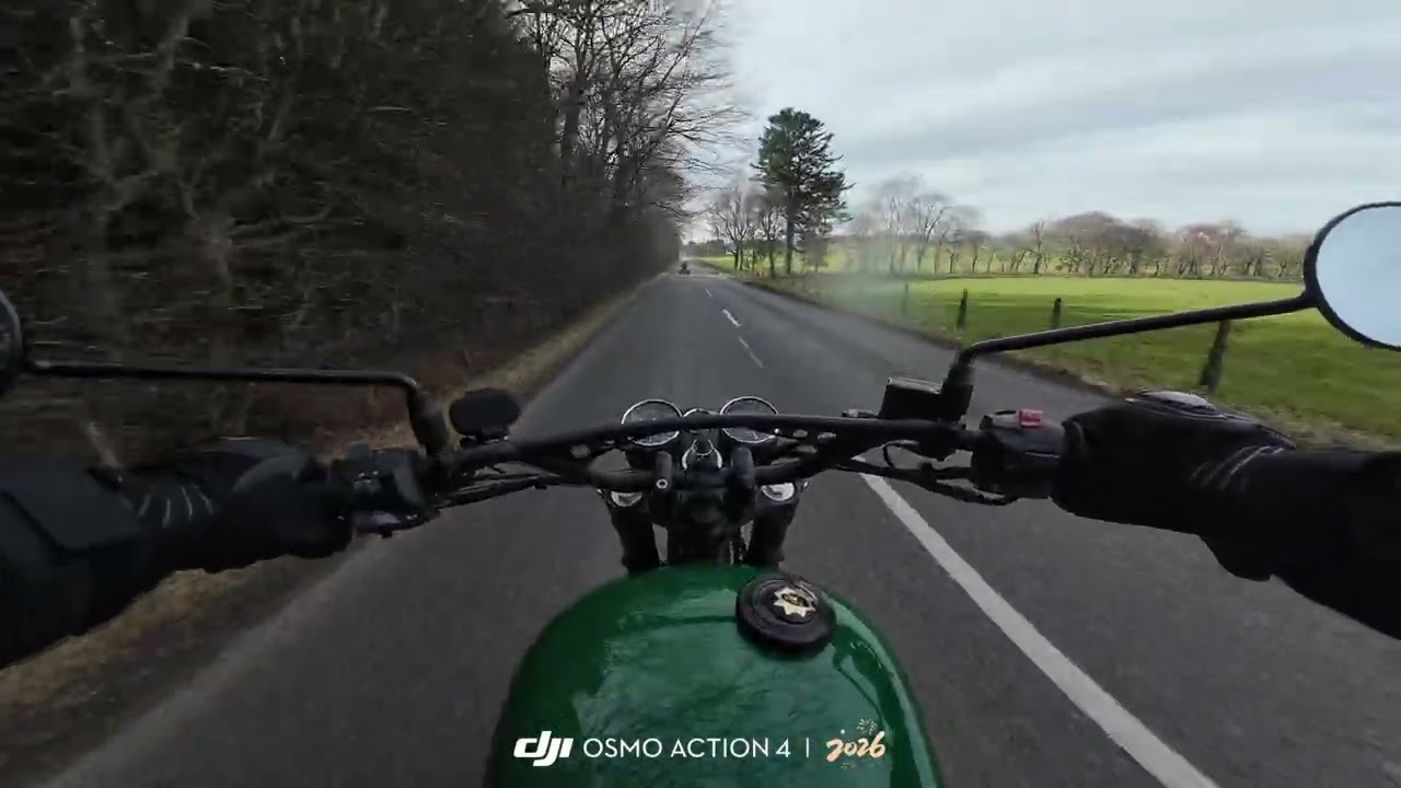 BSA Goldstar Scrambler following Yamaha Dragstar Trike #bsascrambler #yamahadragstar #yamahatrike 