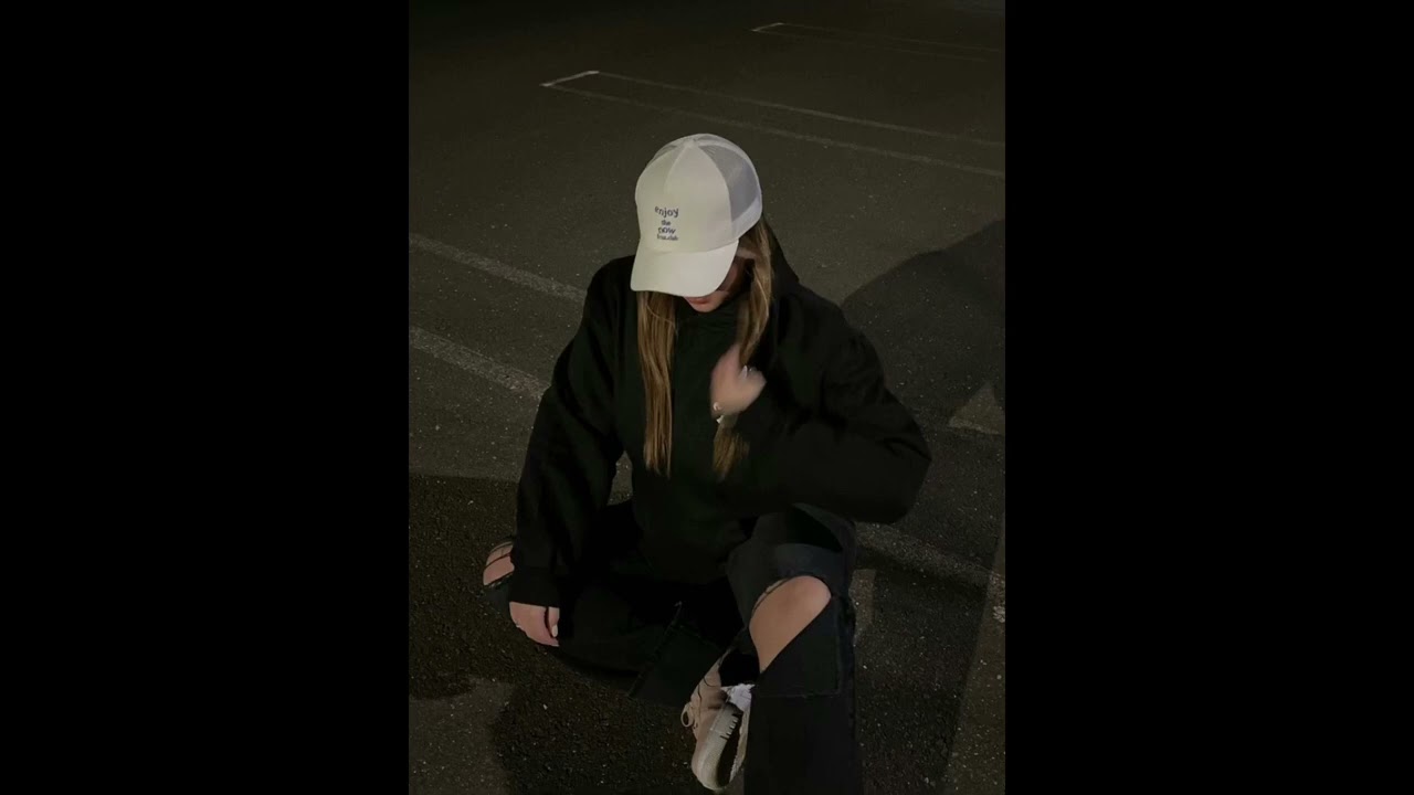 Amizade colorida (Slowed + Reverb)