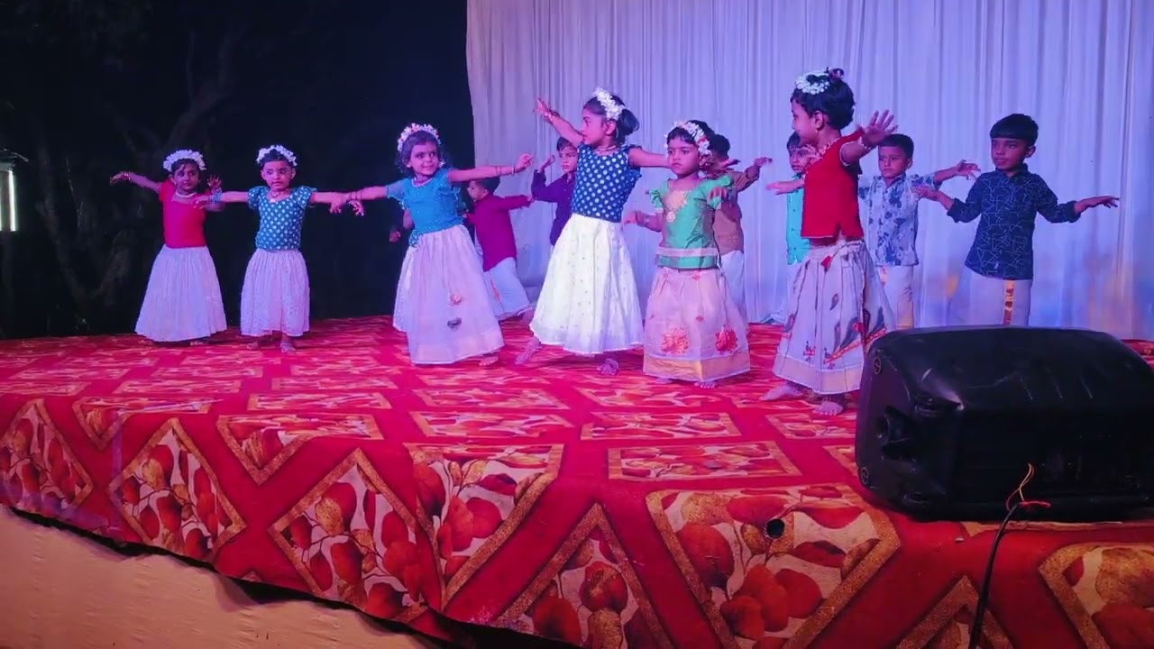 എന്തൊരു ചേലാണ് എന്റെ ചന്ദന പാവാട.... 🥰