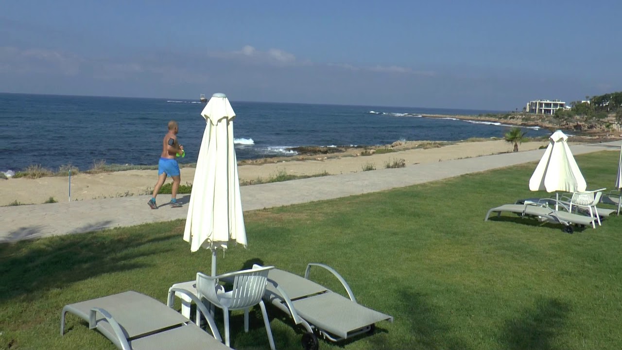 My Cyprus Holiday Videos 2018 - 7. A walk around the King Evelthon hotel,  Pathos