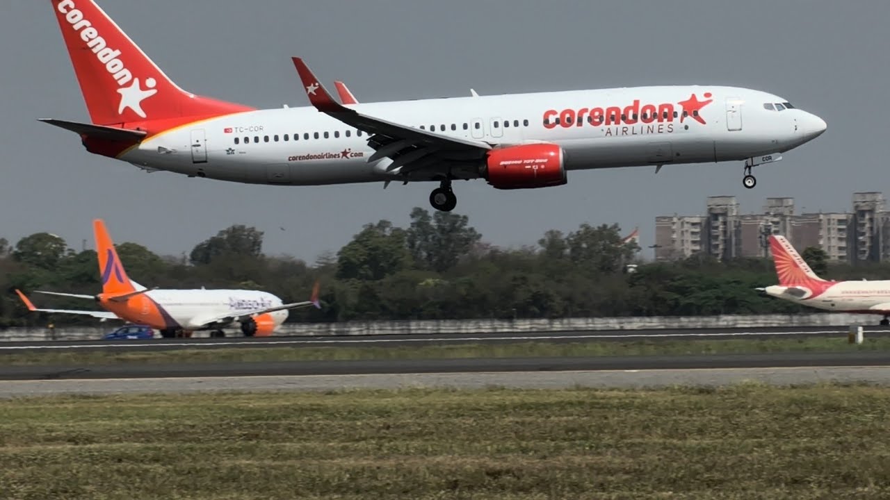 Boeing 737-8 aircraft landing | Airbus 320 aircraft takeoff video | #aircraft #landing #takeoff