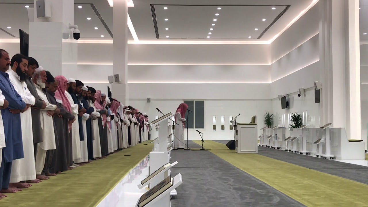 الشيخ عبدالملك الراجح محاكاة للشيخ ناصر القطامي بجامع المهينى ب #الرياض