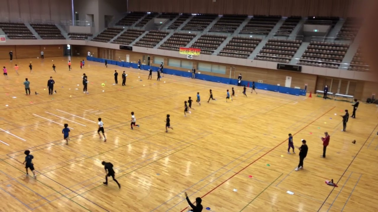往復走（シャトルラン）小学３、４年生男子