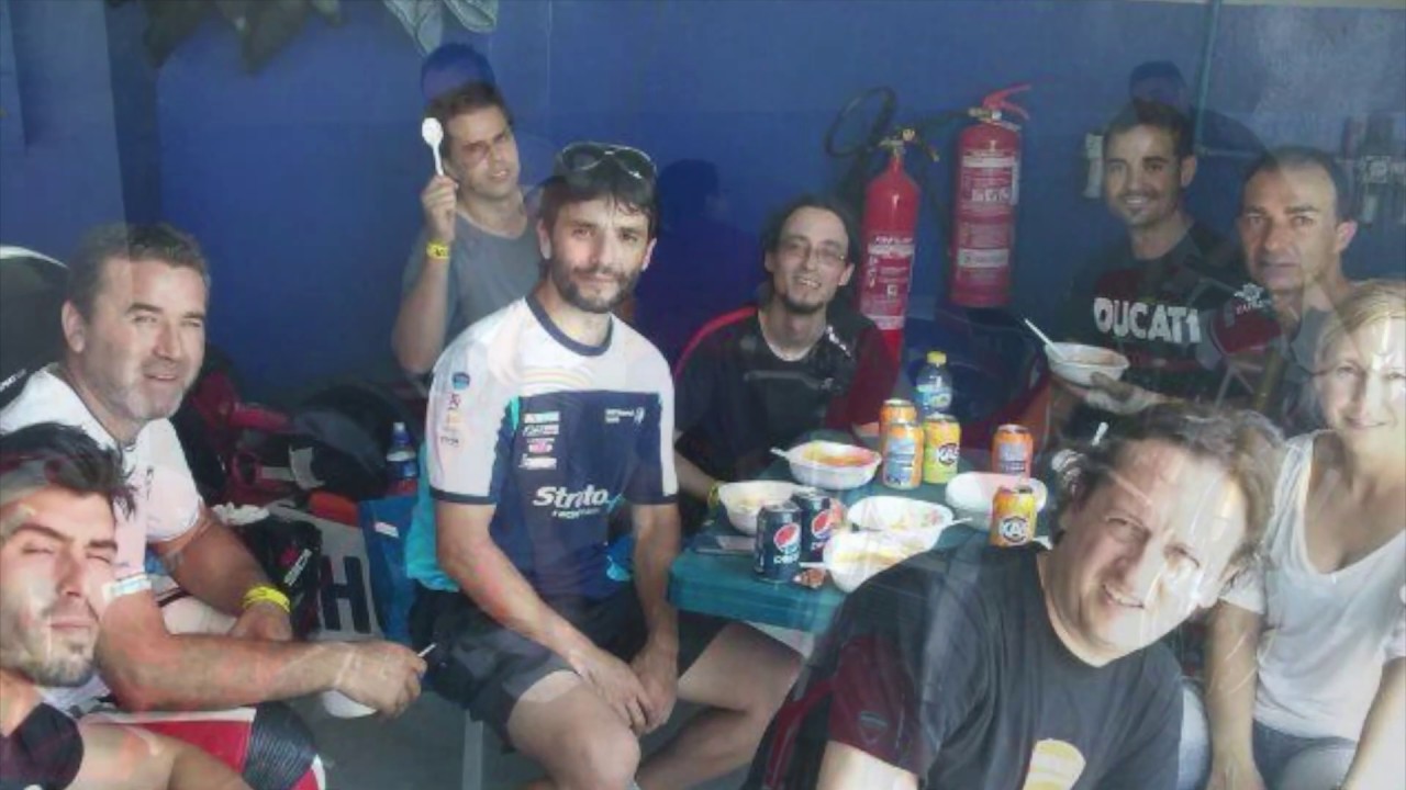 DESMOTIMES & FRIENDS