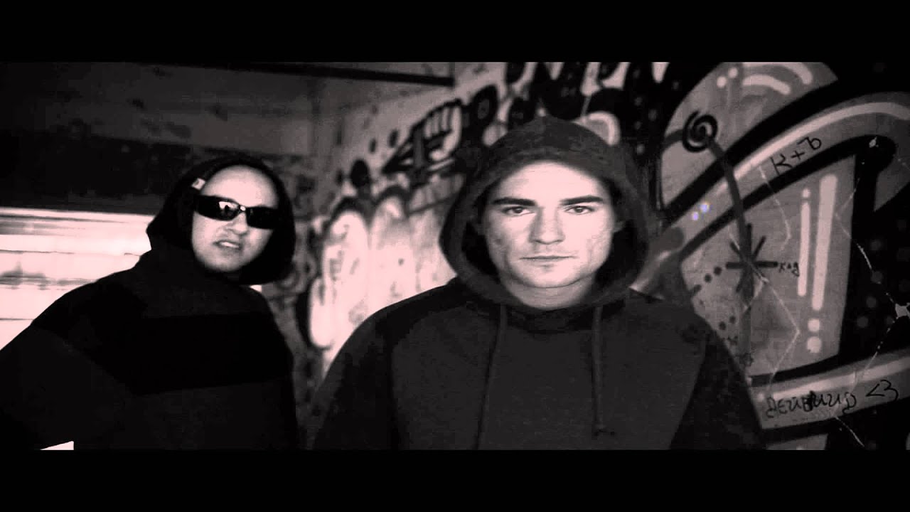 2ofUs - Сметище