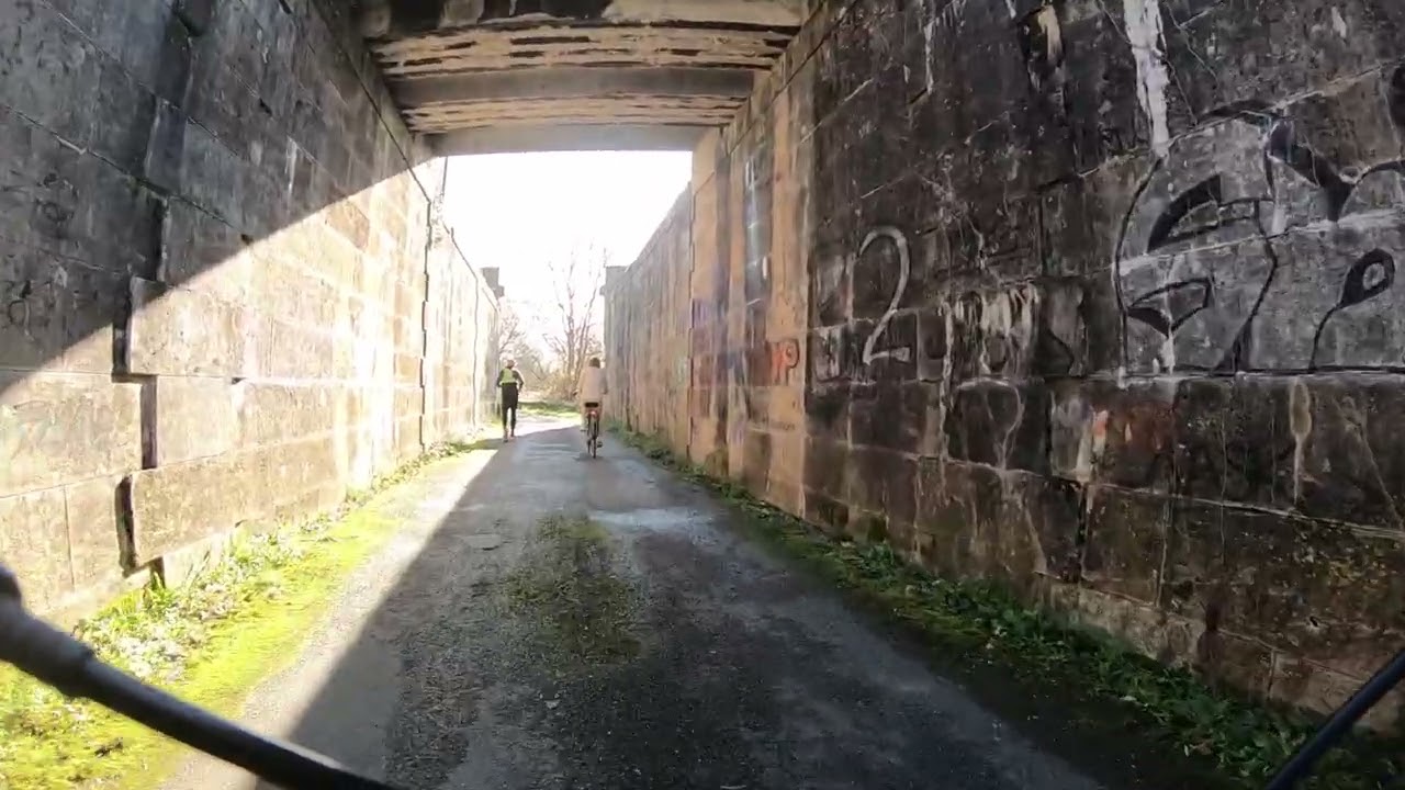 Vers le pont du chemin de fer Coutras