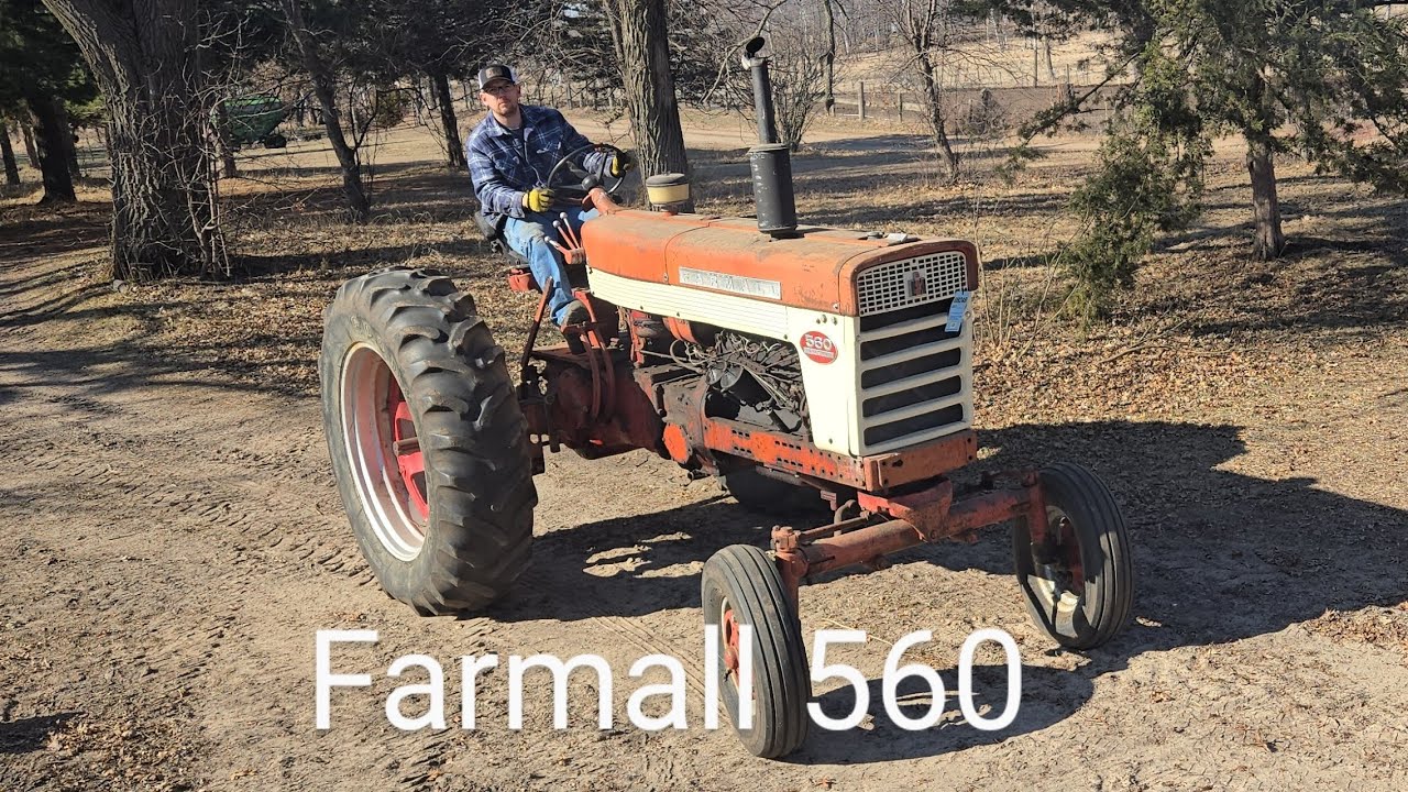 Заводим дизельный двигатель Farmall 560, припаркованный 5 лет назад.