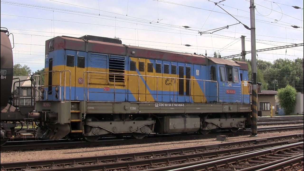 Rangieren mit dem Transistor BR 742 im Güterbahnhof Cheb