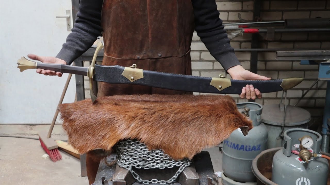 Forging the Heron blade, the complete movie.