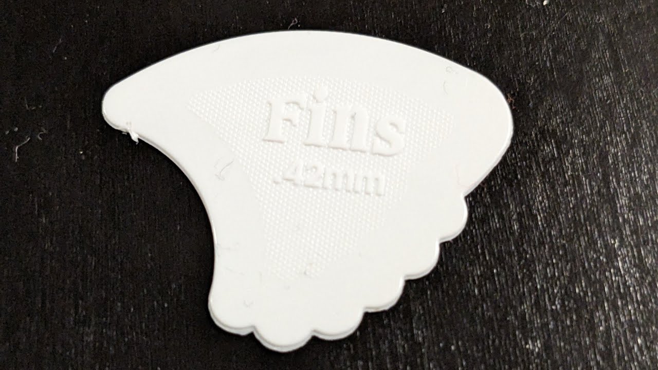 Jim Dunlop Fins 0.42mm nylon guitar pick review - Strumming!