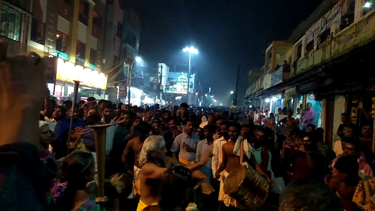 Thiruvannamalai giri valam dance