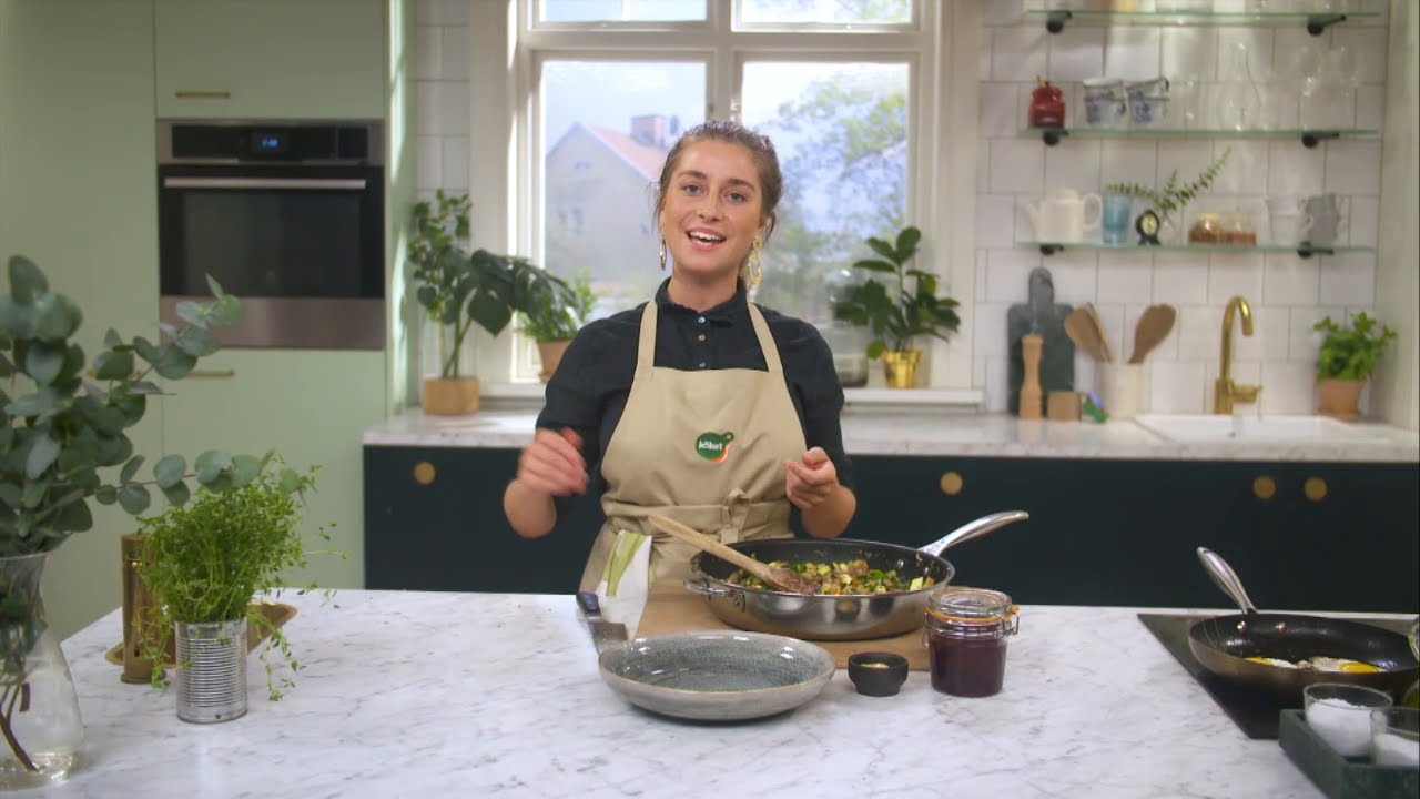 Kökets middag: Vegetarisk pytt i panna med grönkål och svamp - Köket