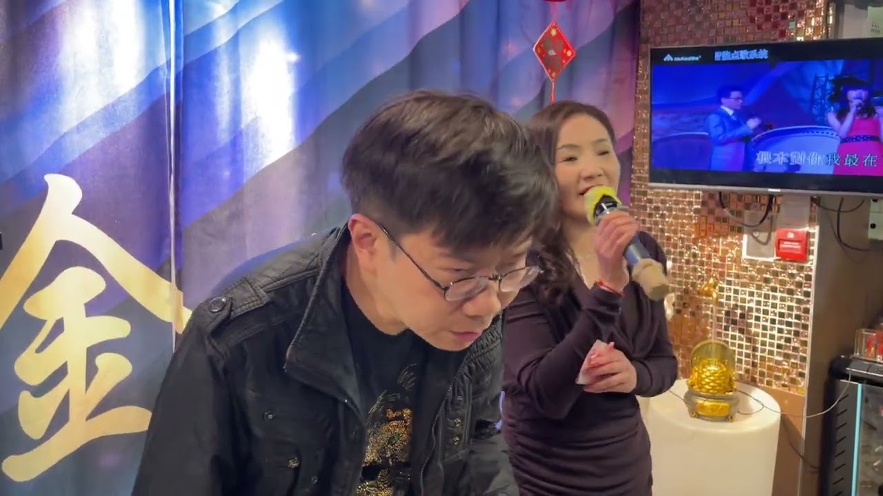 Donna。Tony。 從不喜歡孤單一個。