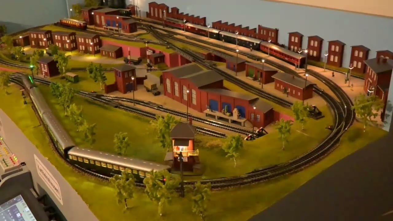Karlheinzhausen Dieselpower  //  Märklin / Modellbahn
