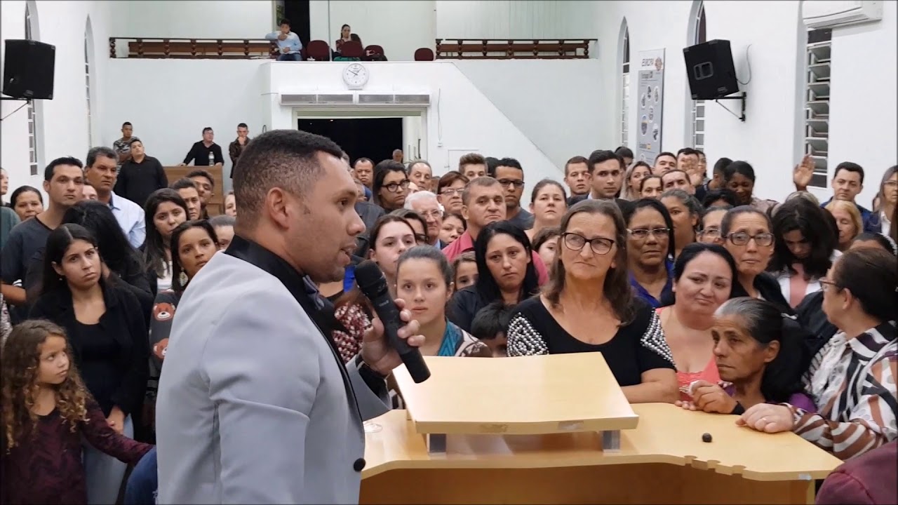 Alguns pensaram, dessa vez o profeta errou a profecia...Veja o que Deus revela sobre essa mulher