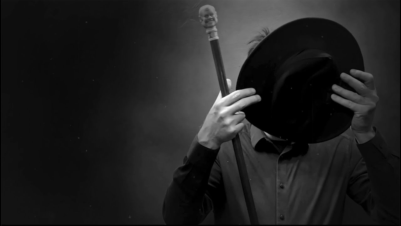 The Fog that Hides Our Secrets, on Prof. Oddfellow's Penetralia