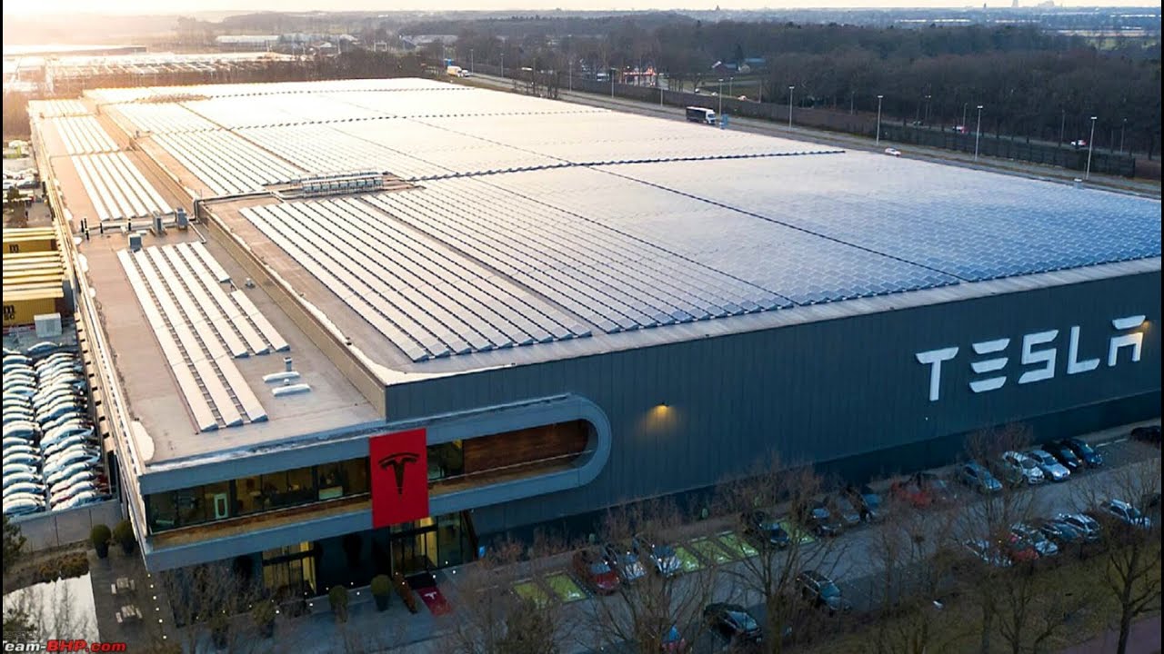 How Tesla Builds its Gigafactories So rapidly ?