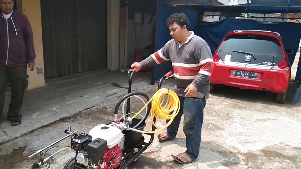 Mesin Marka Jalan Sprayer