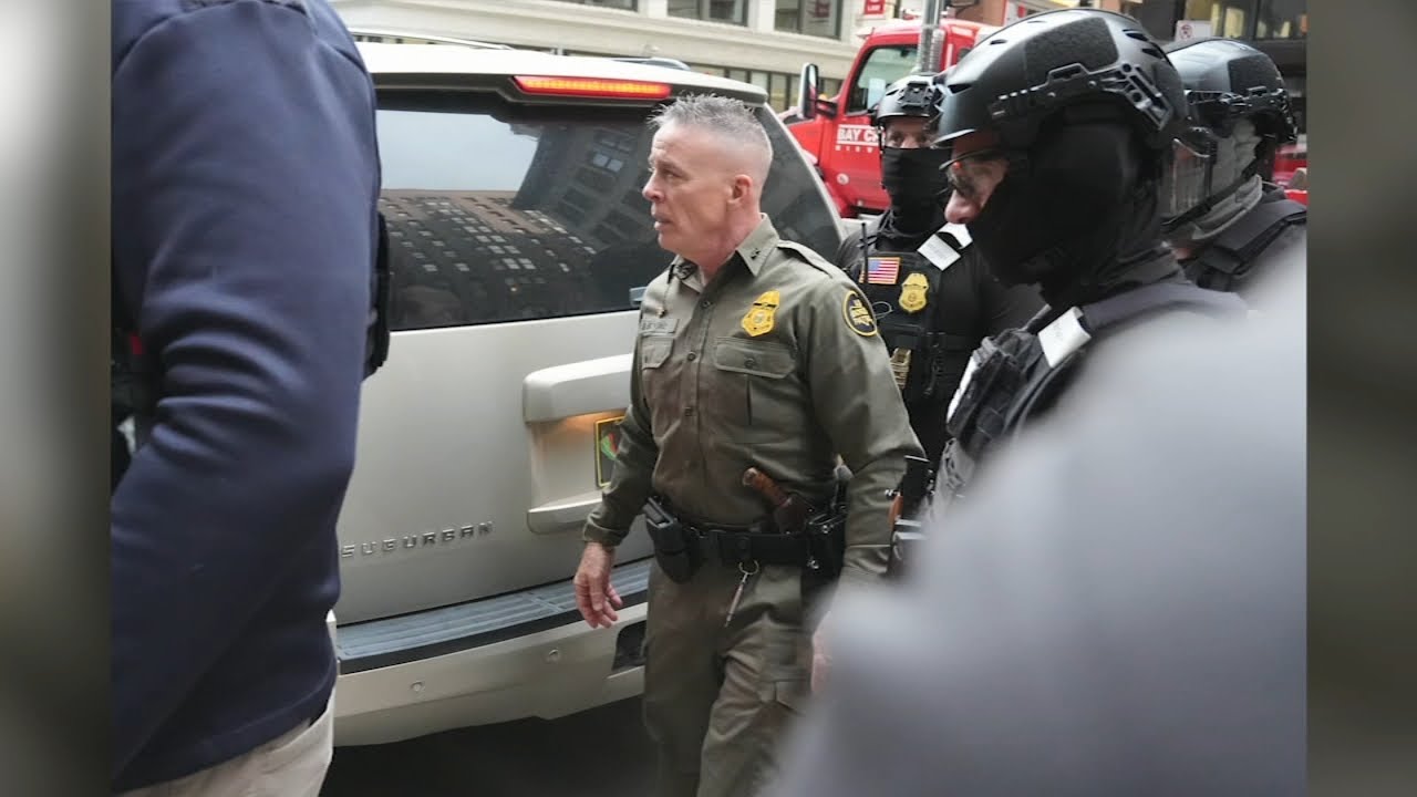 Judge orders CBP Chief Greg Bovino to meet with her every day on Chicago operations