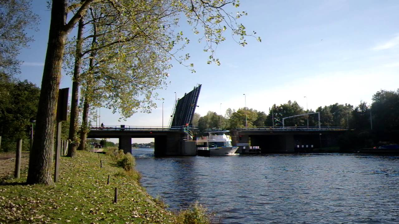 Brugopening Nieuwe Roversbrug Basculebrug/ Basculebridge Katwijk