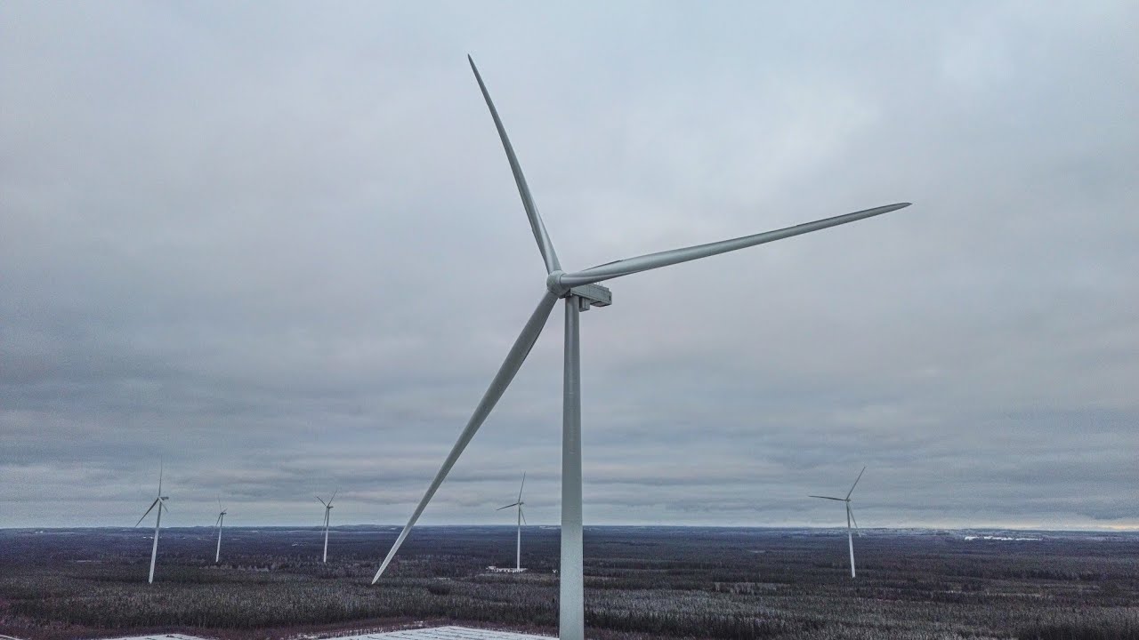 Niinimäen tuulivoimapuisto valmistunut (Drone ilmakuvaa)
