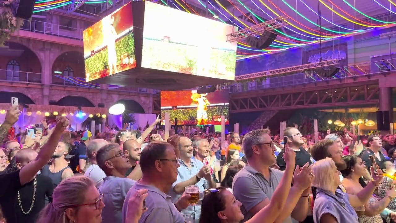 LIVE Lorenz Büffel - Megapark🎵 | ❤Playa de Palma🌴| Mallorca🌞 | Ballermann 🍻| 05. Oktober 2022