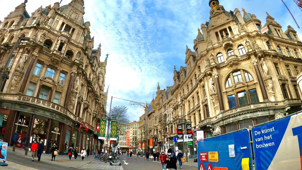 Walking tour at Antwerp City Centre