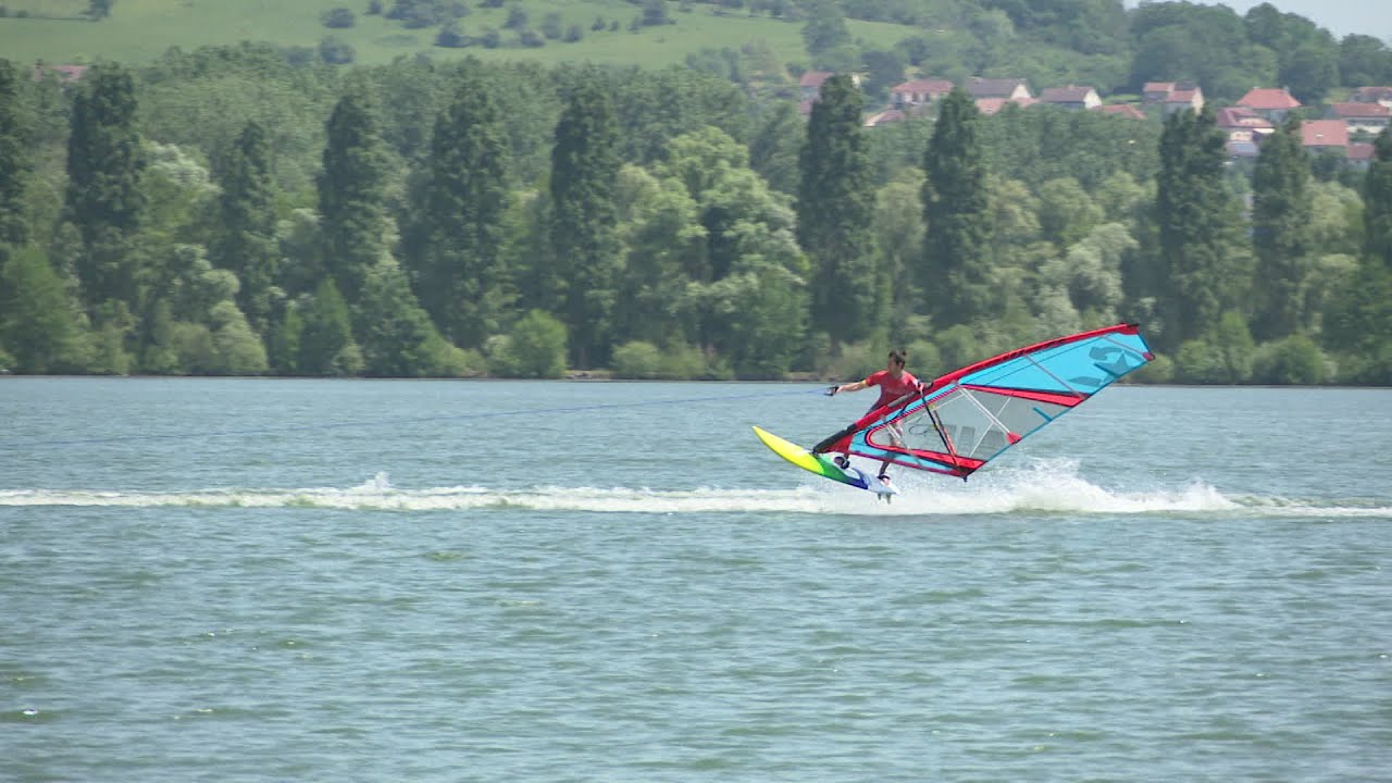 Une compétition européenne de voile freeride fait étape à Vesoul