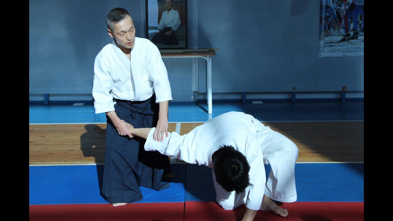 Chino Sususmu (8 dan Yoshinkan Aikido). Sankajo Osae. Novosibirsk