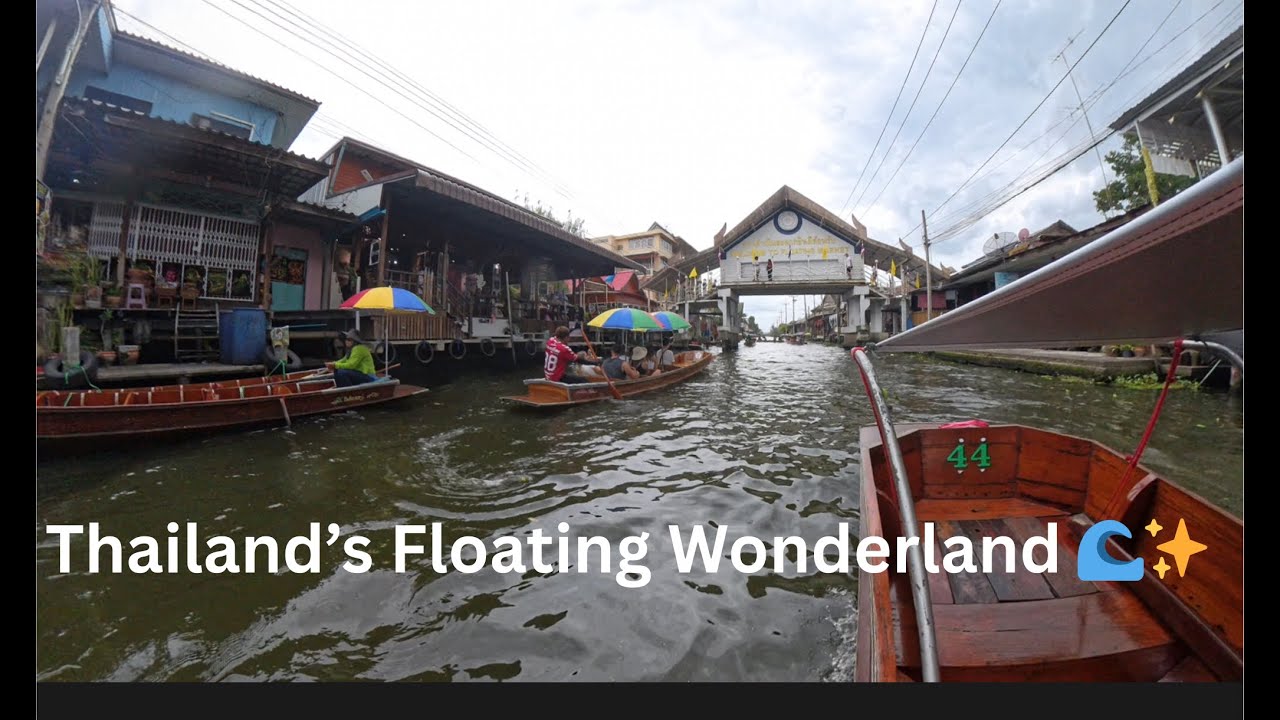 Our Family Adventure at Thailand’s Floating Market – Boats, Smiles & Street Food 🇹🇭