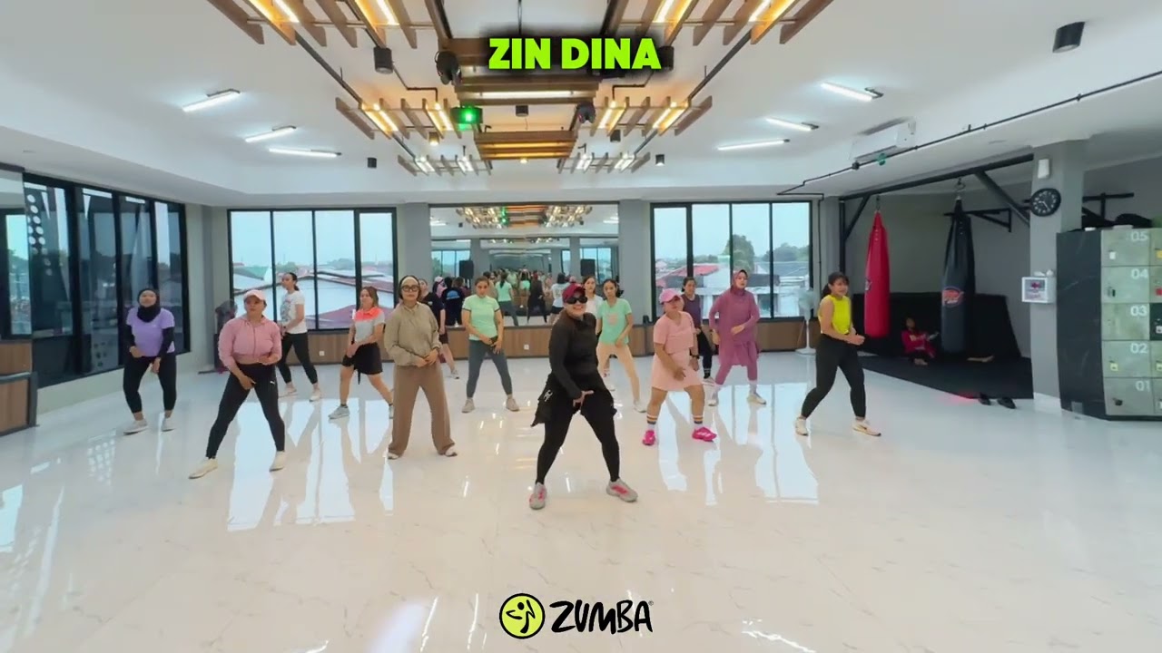 DJ EASTSIDE -GET ON THE FLOOR(2025 REMIX) ZUMBA, ZUMBA WITH ZIN DINA AND ZD LUVE 